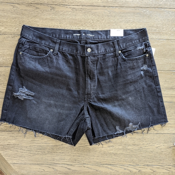 🔥Old Navy High Rise Distressed Slouchy Straight Black Cutoff Jean Shorts - Picture 1 of 2